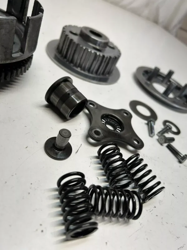 image256768476831_17_1744253992776_1920x2560 84 1984 HONDA XR350R xr 350 r OEM Clutch Basket Plates Assembly Hardware WEAR!