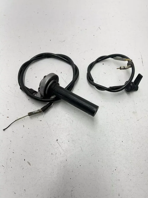 01 2001 Yamaha Raptor 660 R AFTERMARKET Throttle Choke Lever Perch Cable Mount