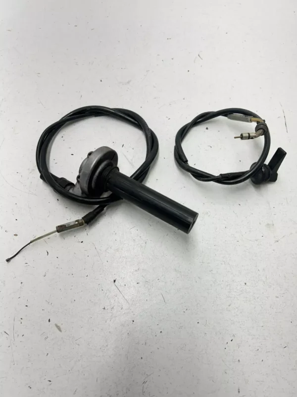 01 2001 Yamaha Raptor 660 R AFTERMARKET Throttle Choke Lever Perch Cable Mount