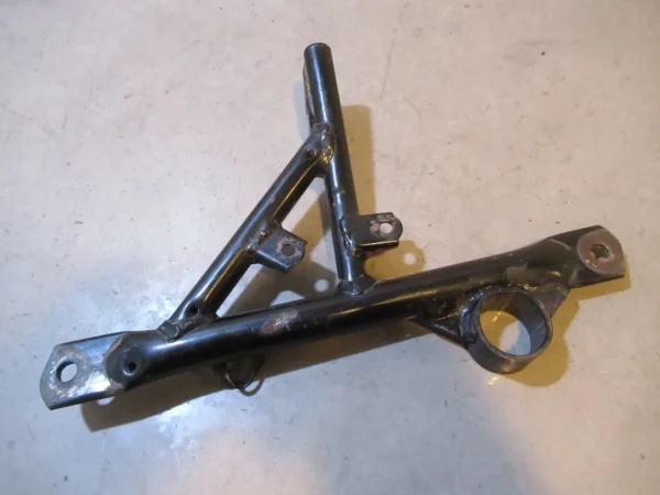Suzuki Quadrunner 250 Mounting Bar Front 2000