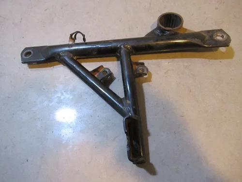 Suzuki Quadrunner 250 Mounting Bar Front 2000