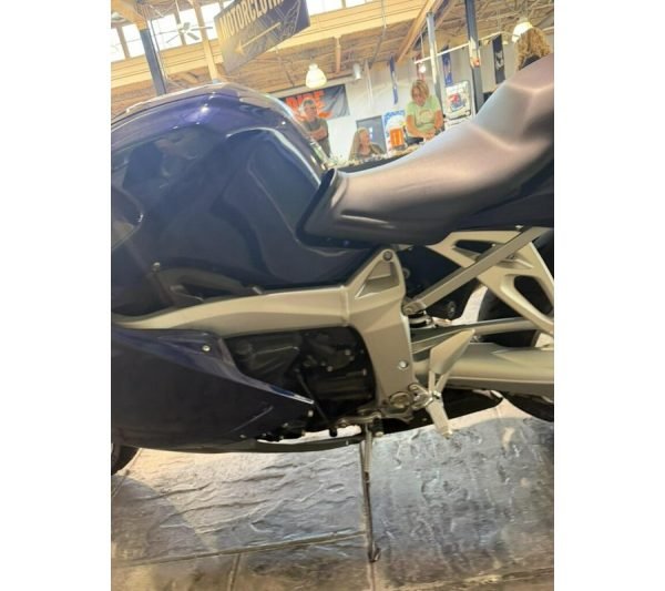 0b83_l 2005 BMW Motorrad K 1200 S