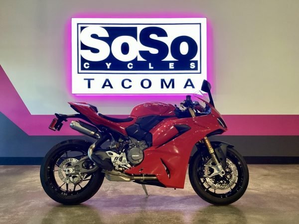 2027 Ducati Panigale V2 S 896