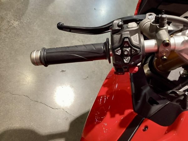 2027 Ducati Panigale V2 S 896