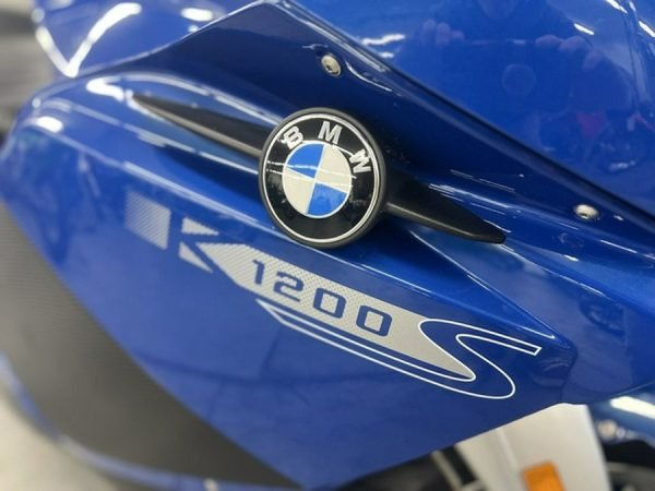 201a_l 2005 BMW K 1200 S