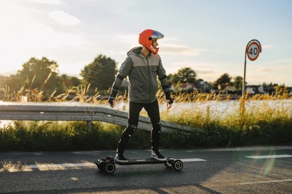 2_a2602e67-07bd-4ced-8b75-989fabe97675 Exway Atlas Pro 4WD Electric Skateboard