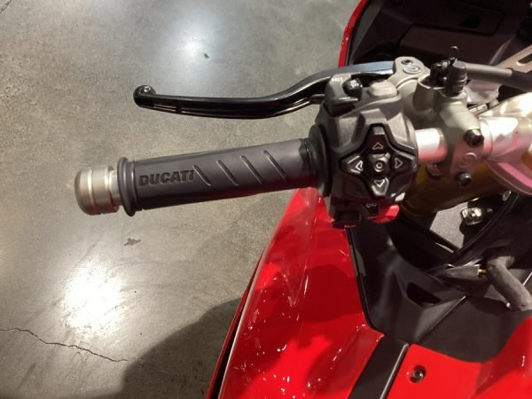 2025 Ducati Panigale V2s