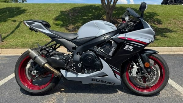 2023 Suzuki GSX-R 600