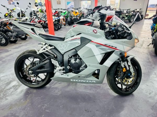 2026 Honda CBR600RR Base