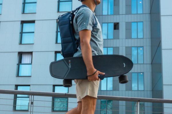 4_a496e6af-d44c-4a8f-a7d5-cce31f4b8a22 Exway Wave Electric Skateboard