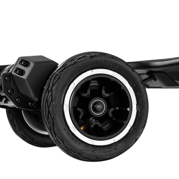 4caab03e890f602c61a3901d2c3eca43_750x_73b56653-2d52-459a-912e-2d029ce2daf2 Exway Atlas Pro 4WD Electric Skateboard