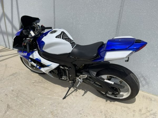 52e3_l 2008 Suzuki GSX-R600