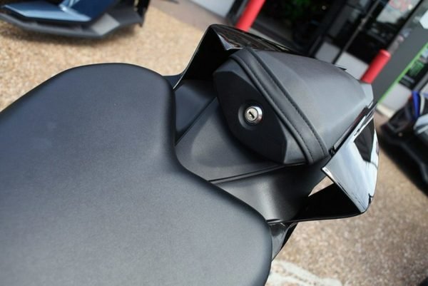 2025 Yamaha YZF-R7