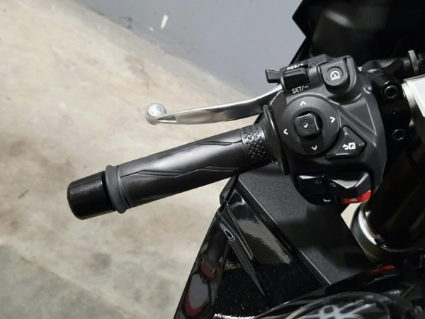 2027 Yamaha YZF-R9