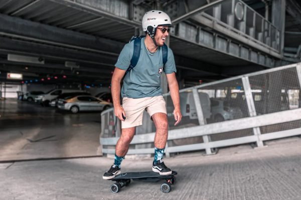 8_d8b936f7-f04e-4a9b-91de-30f96dc14257 Exway Wave Electric Skateboard