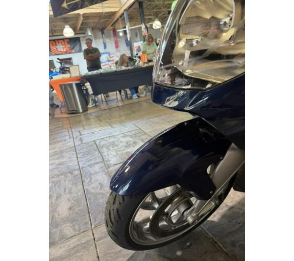 9655_l 2005 BMW Motorrad K 1200 S