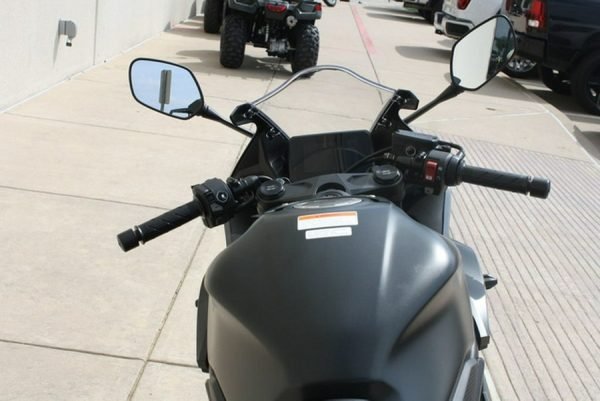 2026 Honda CBR650R E-Clutch