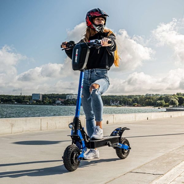 DSC06728-1.progressive_dcb4bf43-3d5c-4920-9cbc-c7af0e709d45 NANROBOT D4+ 3.0 52V/23.4Ah 2000W Electric Scooter