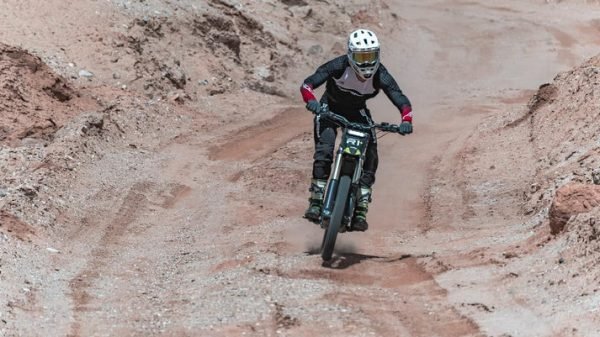 R1_outdoor_sports Eunorau Rerode R1+ 72V/40Ah 17,000W Off-Road Electric Dirt Bike