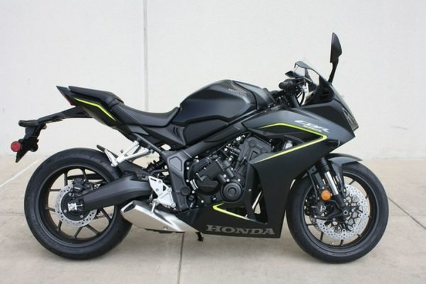 2026 Honda CBR650R E-Clutch