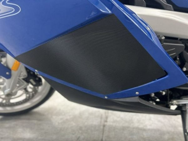 a56b_l 2005 BMW K 1200 S