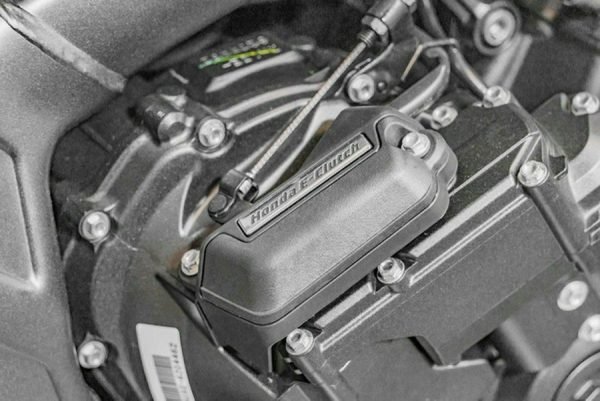 b65c_l 2026 Honda CBR650R E-Clutch