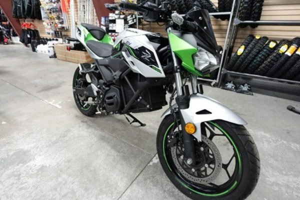 c54a_l 2024 Kawasaki Z e-1 ABS