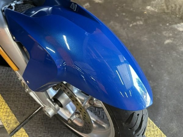 fe90_l 2006 BMW K 1200 S