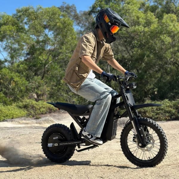 freego-x0-electric-mini-bike-dirt-launch Freego X0 60V/23Ah 3600W Electric Mini Dirt Bike